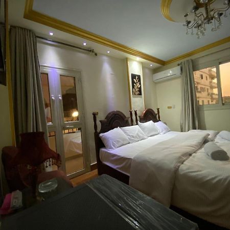 Asma Pyramids View Hotel Kafret el-Gabal Kültér fotó