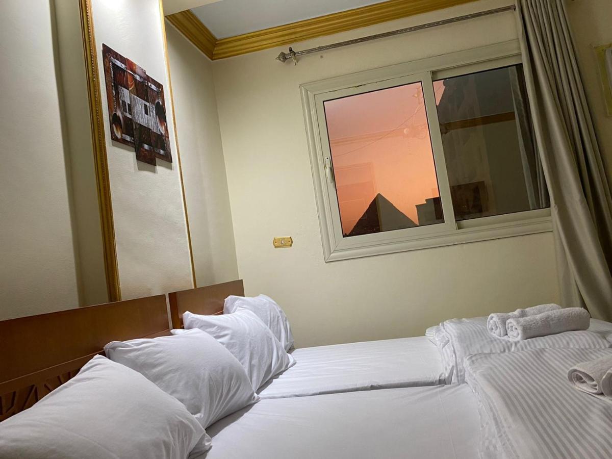 Asma Pyramids View Hotel Kafret el-Gabal Kültér fotó
